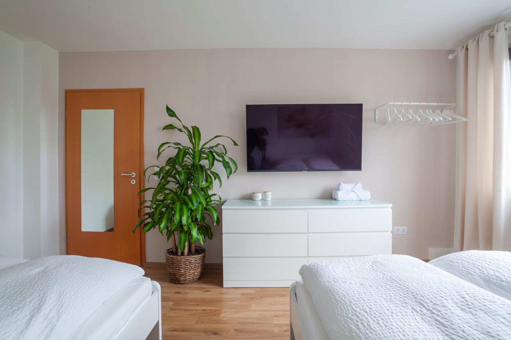 Exclusive 2-Room-City-Apartment - Contactless Check-In Hannover Buitenkant foto